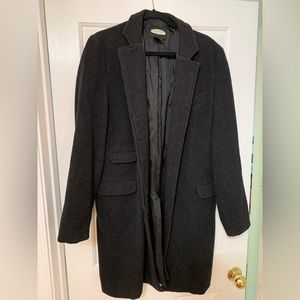 Old Navy woman’s winter coat.